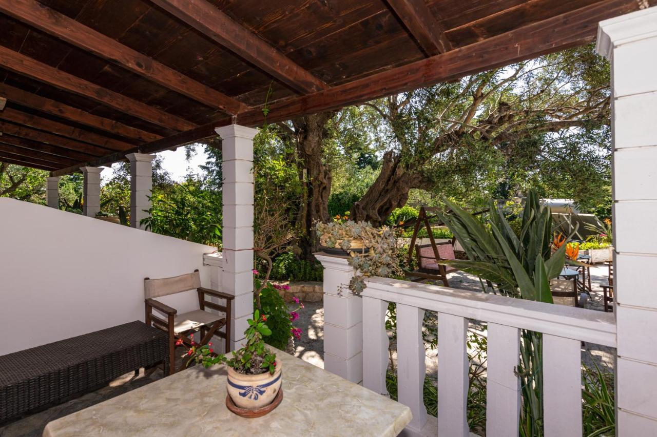 Dopia'S Garden Studios Vasilikos Exterior foto